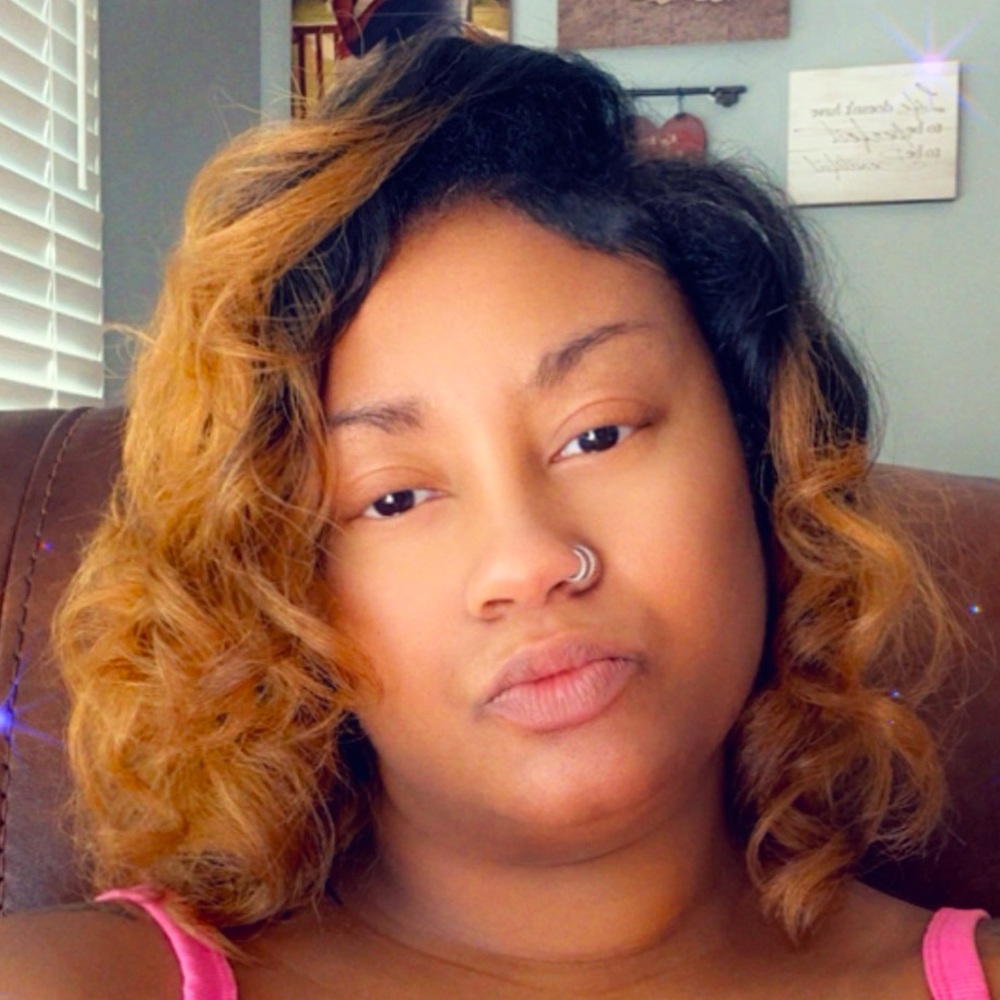 Meet your Posher, Keosha